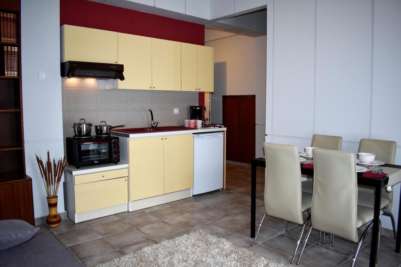Cozy Apartments โคโมทินี ภายนอก รูปภาพ